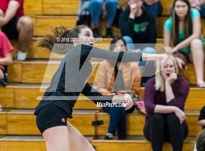Thumbnail 1 in Redwood vs. Monte Vista (CIF-NCS Division 1 Final) photogallery.