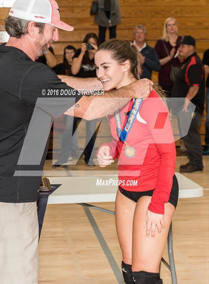 Thumbnail 3 in Redwood vs. Monte Vista (CIF-NCS Division 1 Final) photogallery.