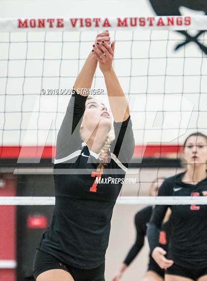 Thumbnail 2 in Redwood vs. Monte Vista (CIF-NCS Division 1 Final) photogallery.