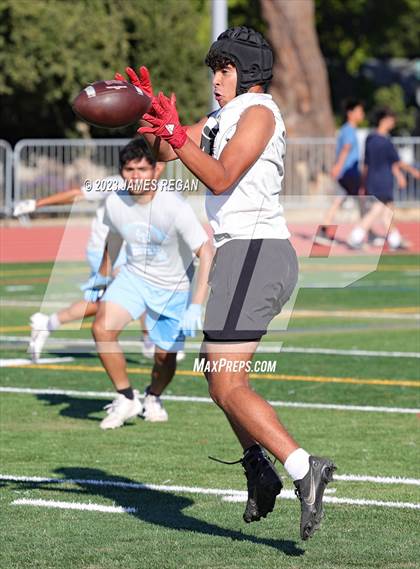 Thumbnail 2 in Burlingame @ Hillsdale (7v7 scrimmage) photogallery.