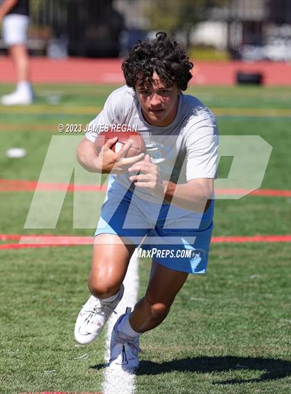 Thumbnail 1 in Burlingame @ Hillsdale (7v7 scrimmage) photogallery.
