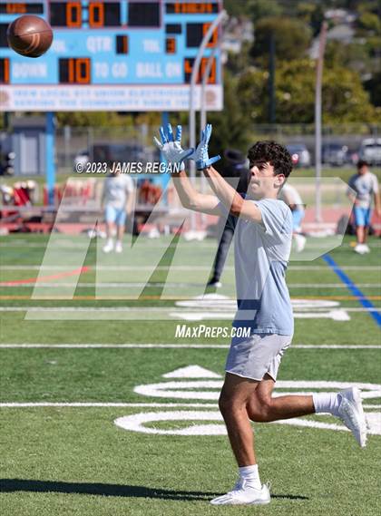 Thumbnail 2 in Burlingame @ Hillsdale (7v7 scrimmage) photogallery.