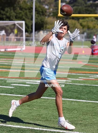 Thumbnail 3 in Burlingame @ Hillsdale (7v7 scrimmage) photogallery.