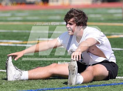 Thumbnail 1 in Burlingame @ Hillsdale (7v7 scrimmage) photogallery.