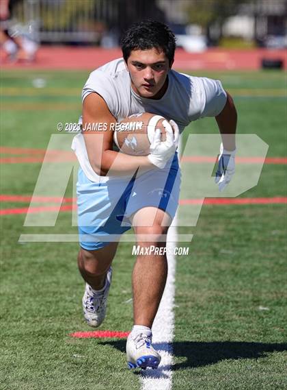 Thumbnail 3 in Burlingame @ Hillsdale (7v7 scrimmage) photogallery.