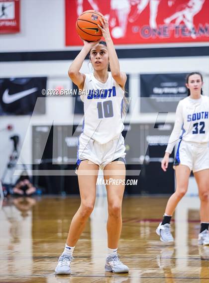 Thumbnail 2 in South Medford vs Carondelet (Iolani Classic Honolulu - Day 2) photogallery.