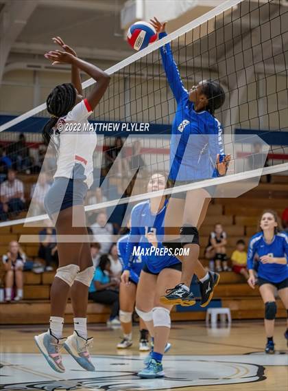 Thumbnail 3 in St. Pauls @ Terry Sanford photogallery.
