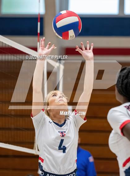 Thumbnail 2 in St. Pauls @ Terry Sanford photogallery.