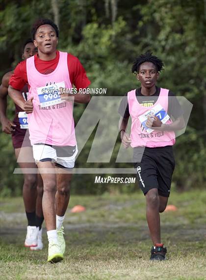 Thumbnail 1 in Gateway Conference Championship photogallery.