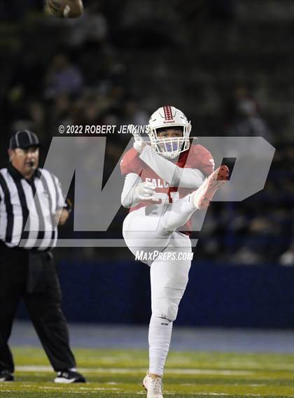 Thumbnail 2 in Kalani vs Nanakuli photogallery.
