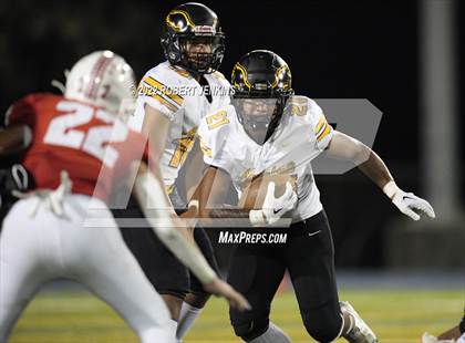 Thumbnail 1 in Kalani vs Nanakuli photogallery.
