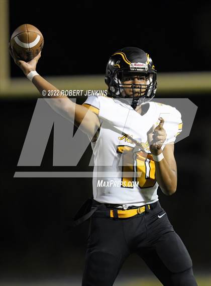 Thumbnail 2 in Kalani vs Nanakuli photogallery.