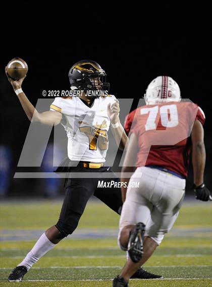 Thumbnail 2 in Kalani vs Nanakuli photogallery.