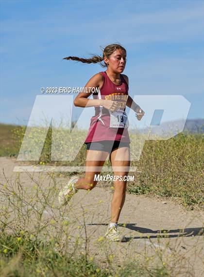 Thumbnail 2 in Angeles League Finals photogallery.