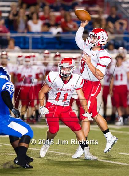 Thumbnail 3 in Sylvan Hills vs Vilonia (103.7/1st Security Classic) photogallery.