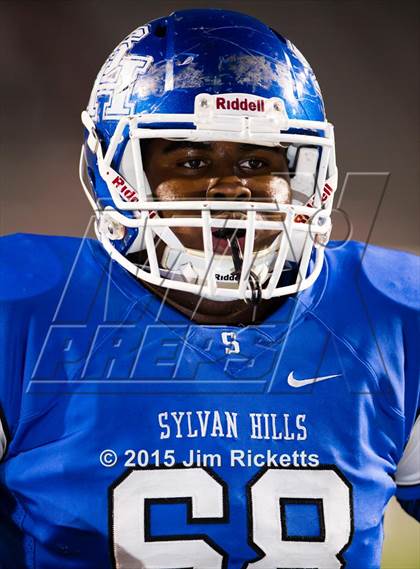 Thumbnail 3 in Sylvan Hills vs Vilonia (103.7/1st Security Classic) photogallery.