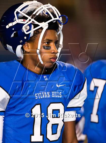 Thumbnail 2 in Sylvan Hills vs Vilonia (103.7/1st Security Classic) photogallery.