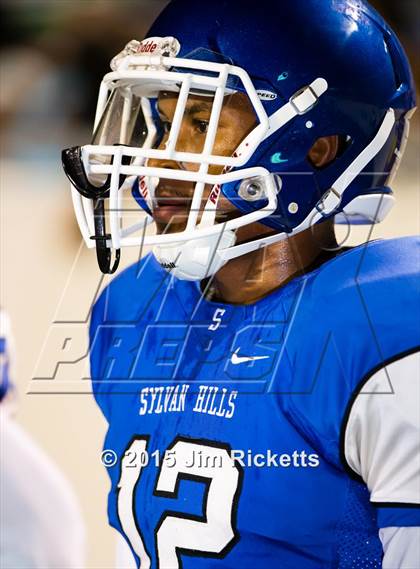 Thumbnail 3 in Sylvan Hills vs Vilonia (103.7/1st Security Classic) photogallery.