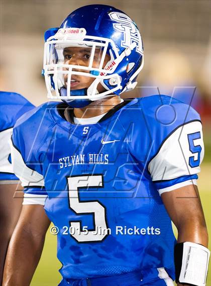Thumbnail 2 in Sylvan Hills vs Vilonia (103.7/1st Security Classic) photogallery.