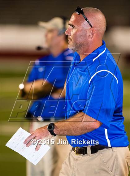 Thumbnail 1 in Sylvan Hills vs Vilonia (103.7/1st Security Classic) photogallery.