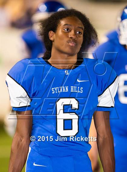 Thumbnail 1 in Sylvan Hills vs Vilonia (103.7/1st Security Classic) photogallery.