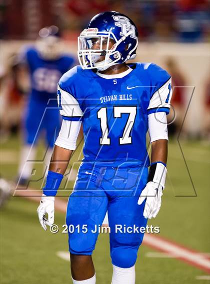Thumbnail 2 in Sylvan Hills vs Vilonia (103.7/1st Security Classic) photogallery.