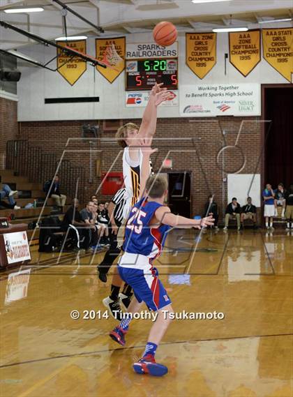 Thumbnail 1 in Galena vs. Reno photogallery.