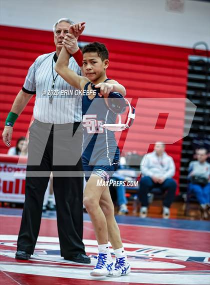 Thumbnail 2 in Smithtown West @ Smithtown East photogallery.