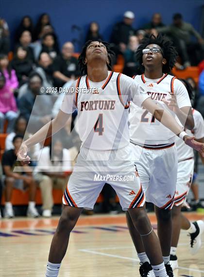 Thumbnail 1 in Kennedy vs. Fortune Early College (Fortune Showcase) photogallery.