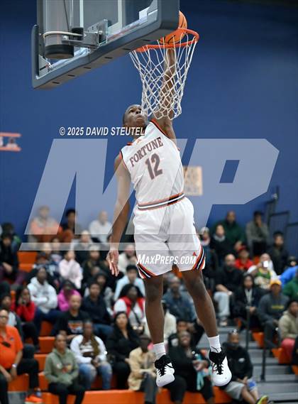 Thumbnail 2 in Kennedy vs. Fortune Early College (Fortune Showcase) photogallery.