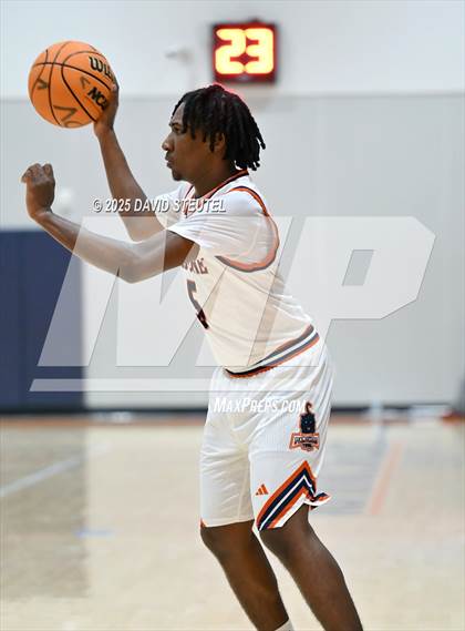 Thumbnail 2 in Kennedy vs. Fortune Early College (Fortune Showcase) photogallery.