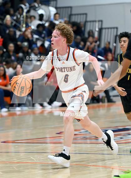 Thumbnail 3 in Kennedy vs. Fortune Early College (Fortune Showcase) photogallery.