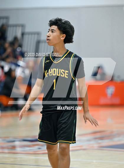 Thumbnail 2 in Kennedy vs. Fortune Early College (Fortune Showcase) photogallery.