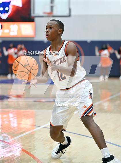 Thumbnail 2 in Kennedy vs. Fortune Early College (Fortune Showcase) photogallery.