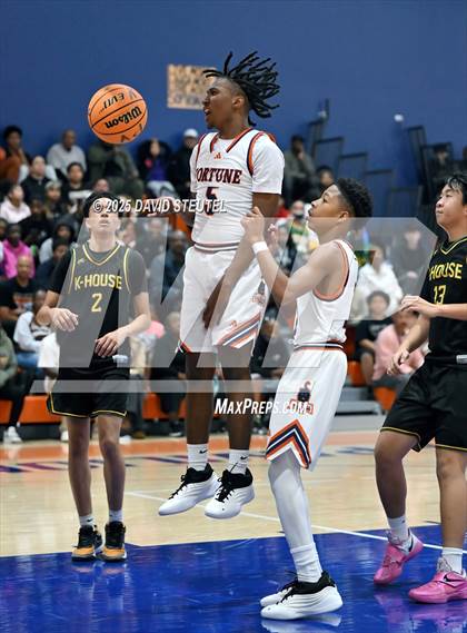 Thumbnail 1 in Kennedy vs. Fortune Early College (Fortune Showcase) photogallery.