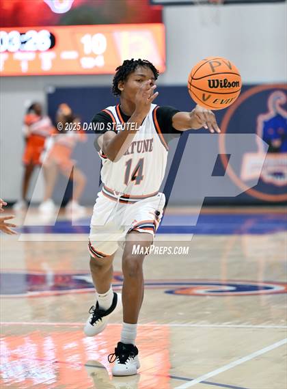 Thumbnail 1 in Kennedy vs. Fortune Early College (Fortune Showcase) photogallery.