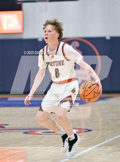 Thumbnail 2 in Kennedy vs. Fortune Early College (Fortune Showcase) photogallery.