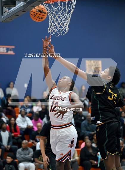 Thumbnail 3 in Kennedy vs. Fortune Early College (Fortune Showcase) photogallery.