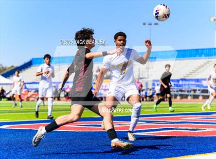 Thumbnail 1 in Salpointe Catholic vs Saguaro (AIA 4A Final) photogallery.