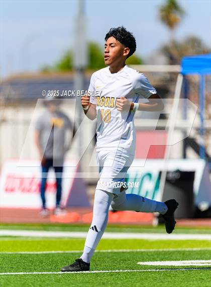 Thumbnail 2 in Salpointe Catholic vs Saguaro (AIA 4A Final) photogallery.