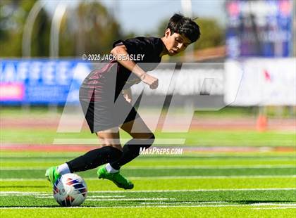 Thumbnail 3 in Salpointe Catholic vs Saguaro (AIA 4A Final) photogallery.