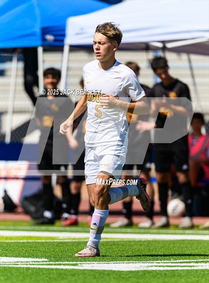 Thumbnail 3 in Salpointe Catholic vs Saguaro (AIA 4A Final) photogallery.