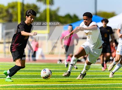 Thumbnail 1 in Salpointe Catholic vs Saguaro (AIA 4A Final) photogallery.