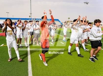 Thumbnail 3 in Salpointe Catholic vs Saguaro (AIA 4A Final) photogallery.
