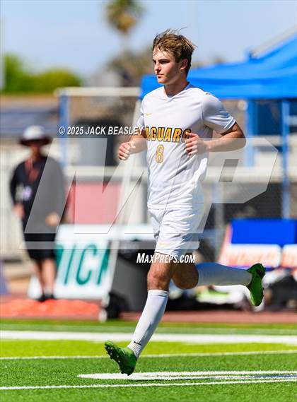 Thumbnail 1 in Salpointe Catholic vs Saguaro (AIA 4A Final) photogallery.