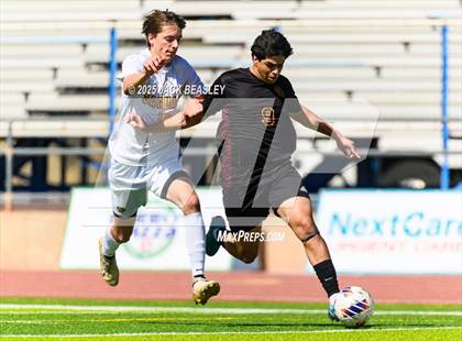 Thumbnail 1 in Salpointe Catholic vs Saguaro (AIA 4A Final) photogallery.