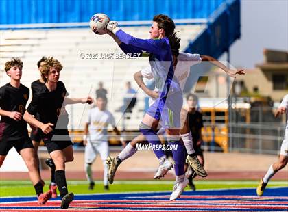 Thumbnail 3 in Salpointe Catholic vs Saguaro (AIA 4A Final) photogallery.