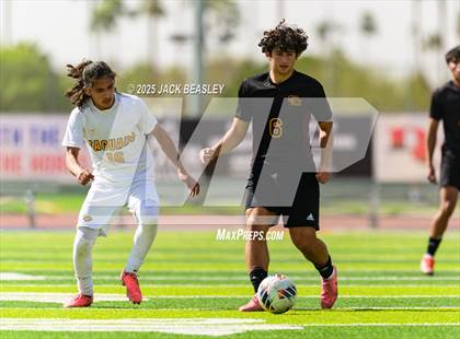 Thumbnail 1 in Salpointe Catholic vs Saguaro (AIA 4A Final) photogallery.