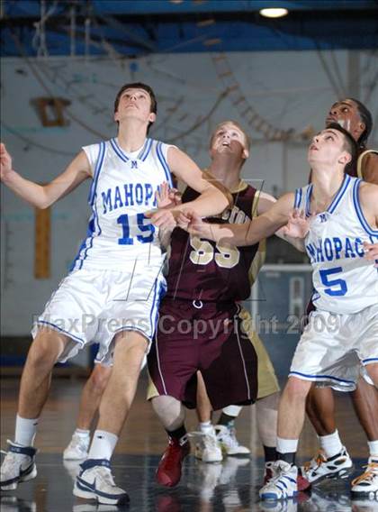 Thumbnail 2 in Arlington vs. Mahopac (NY State Section 1-C Tournament) photogallery.