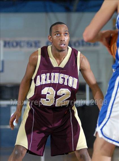Thumbnail 2 in Arlington vs. Mahopac (NY State Section 1-C Tournament) photogallery.